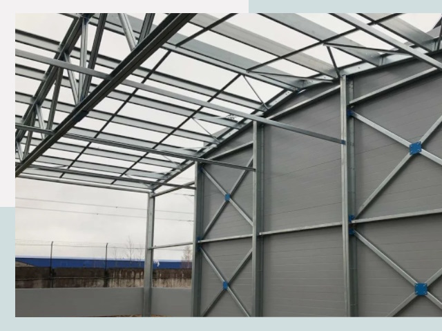 Каркасные ангары от СтальСтрой-Ктл по цене от 622 руб.